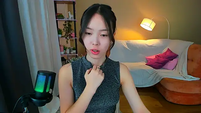 Snapshot of SoulHarmoonyy chatting on 10/17/25, 07:26 SoulHarmoonyy online show from 10/17/25, 07:26