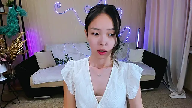 Snapshot of SoulHarmoonyy chatting on 09/24/25, 01:17 SoulHarmoonyy online show from 09/24/25, 01:17