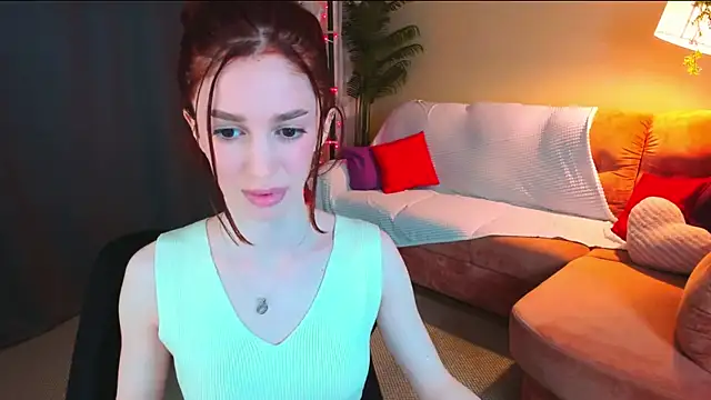 ChristinaConteeree online show from 05/07/26, 01:25