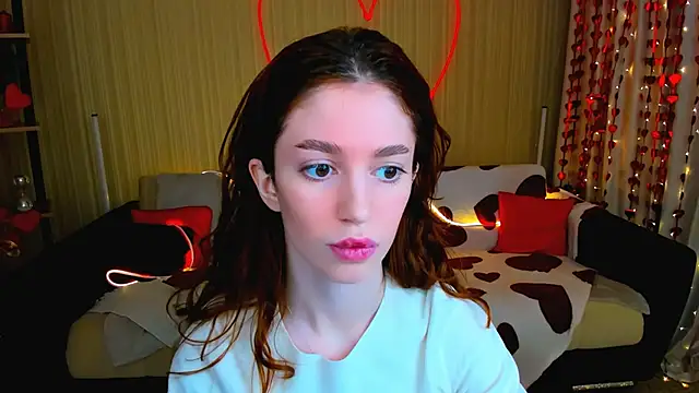 ChristinaConteeree online show from 02/13/26, 07:14