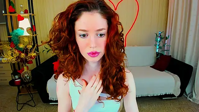 ChristinaConteeree online show from 04/13/26, 03:21