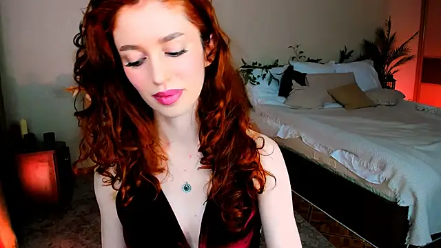 ChristinaConteeree online show from 12/03/25, 02:16