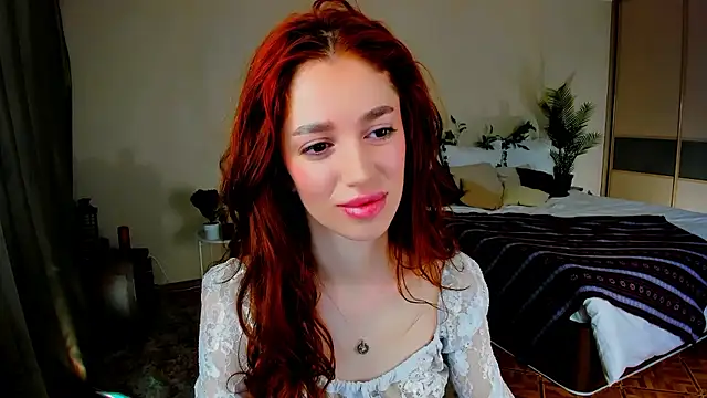 ChristinaConteeree online show from 01/18/26, 04:27