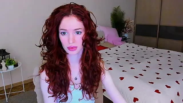 ChristinaConteeree online show from 05/10/26, 04:38