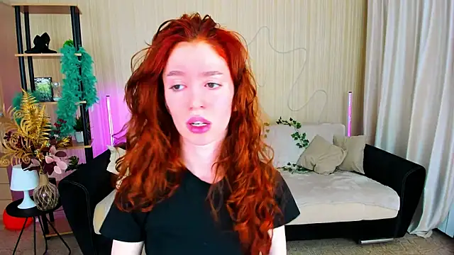 ChristinaConteeree online show from 11/26/25, 07:25