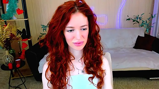 Snapshot of ChristinaConteeree chatting on 06/27/26, 07:20 ChristinaConteeree online show from 06/27/26, 07:20