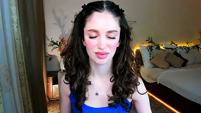 Snapshot of ChristinaConteeree chatting on 09/18/25, 05:16 ChristinaConteeree online show from 09/18/25, 05:16