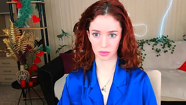 ChristinaConteeree online show from 05/30/26, 07:19