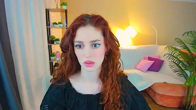 ChristinaConteeree online show from 11/11/25, 05:08