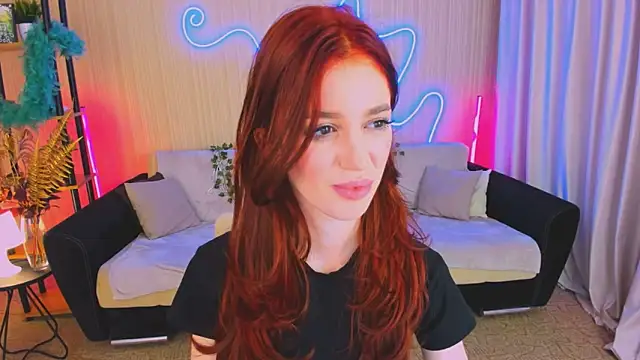 Snapshot of ChristinaConteeree chatting on 10/13/25, 08:10 ChristinaConteeree online show from 10/13/25, 08:10