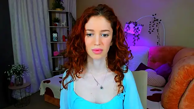 ChristinaConteeree online show from 06/03/26, 07:07