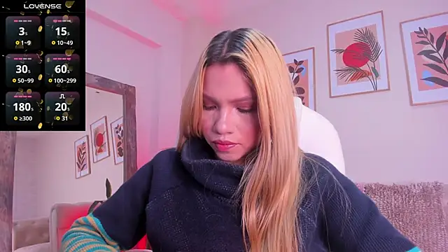 victoria giraldo online show from 11/08/25, 05:11