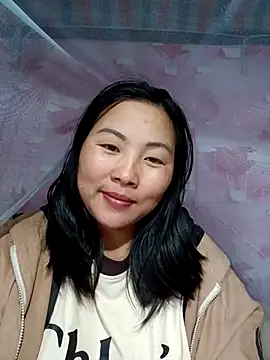 Love-Ly99 online show from 11/28/25, 06:02