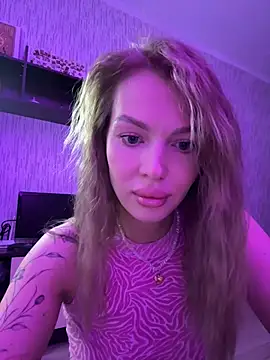 miss veroNika online show from 04/03/26, 02:40