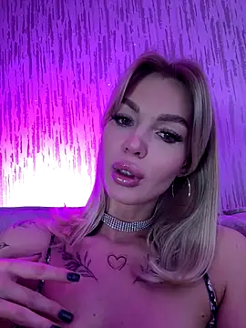 miss veroNika online show from 12/01/25, 03:40