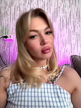 miss veroNika online show from 11/02/25, 03:55