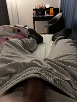 Frankieyyy1 online show from 12/04/25, 08:19