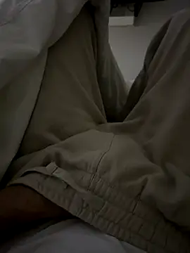 Frankieyyy1 online show from 11/16/25, 06:34