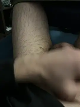 Snapshot of Frankieyyy1 chatting on 02/19/26, 09:23 Frankieyyy1 online show from 02/19/26, 09:23