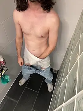 Frankieyyy1 online show from 09/28/25, 09:22