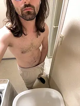 Frankieyyy1 online show from 10/30/25, 08:34