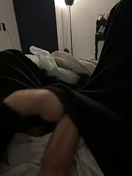 Snapshot of Frankieyyy1 chatting on 01/11/26, 02:07 Frankieyyy1 online show from 01/11/26, 02:07