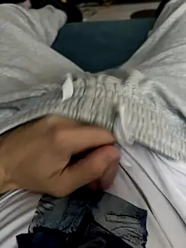 Frankieyyy1 online show from 11/29/25, 08:03