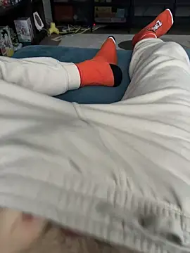 Frankieyyy1 online show from 12/20/25, 08:28