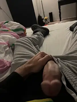 Frankieyyy1 online show from 12/16/25, 05:28