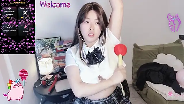 Emmaq996 online show from 11/19/25, 03:17