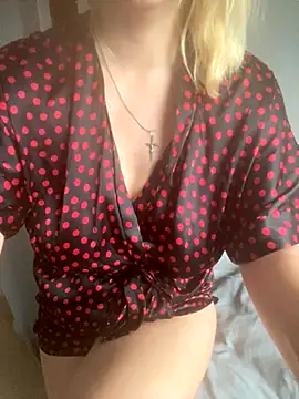 Xyligana33 online show from 11/09/25, 09:57