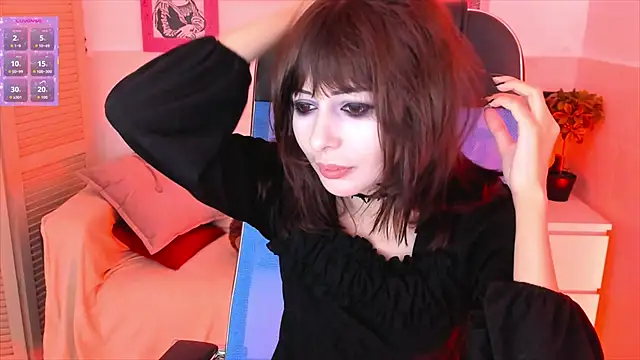 Snapshot of CrystallBloom chatting on 10/14/25, 02:34 CrystallBloom online show from 10/14/25, 02:34