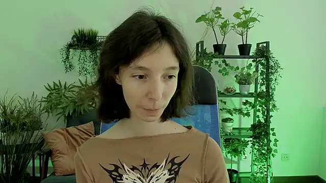 EmmanuellBrown online show from 12/16/25, 10:08