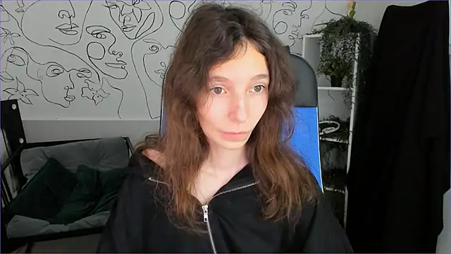 EmmanuellBrown online show from 11/07/25, 12:21