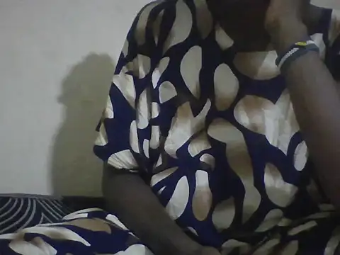 sexyonettt online show from 09/12/25, 04:12