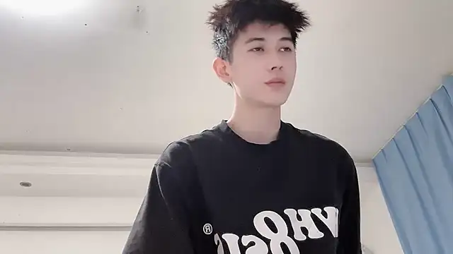 xiaojie2563 online show from 10/22/25, 12:37