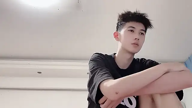 xiaojie2563 online show from 09/28/25, 09:49