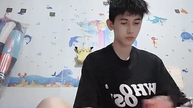 xiaojie2563 online show from 10/17/25, 07:26