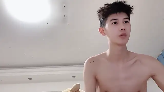 xiaojie2563 online show from 10/06/25, 12:06