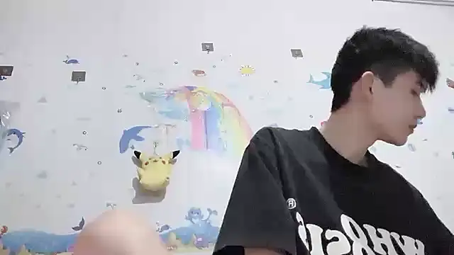 xiaojie2563 online show from 04/08/26, 03:13