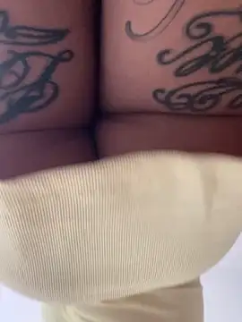 Snapshot of sereiaruiva99 chatting on 02/02/26, 04:17 sereiaruiva99 online show from 02/02/26, 04:17