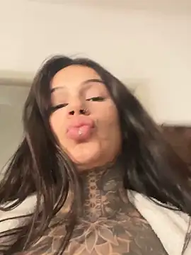 sereiaruiva99 online show from 05/04/26, 05:05