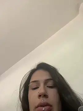 sereiaruiva99 online show from 05/11/26, 05:54
