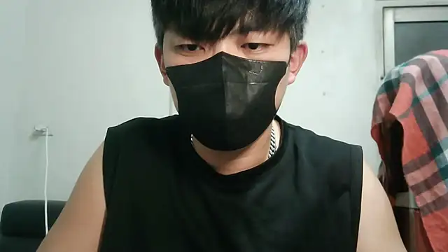 bigbb101011 online show from 11/17/25, 01:59