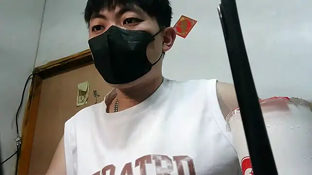 bigbb101011 online show from 10/03/25, 01:45