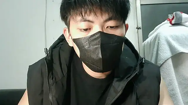 bigbb101011 online show from 12/16/25, 01:48