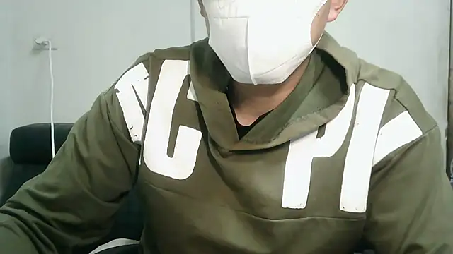 bigbb101011 online show from 11/28/25, 02:28