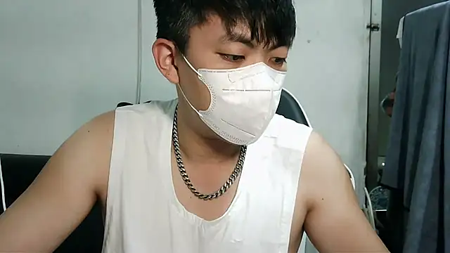 bigbb101011 online show from 10/15/25, 01:41