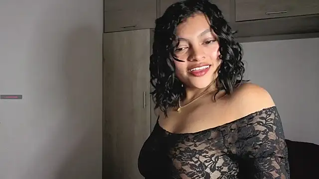 Snapshot of Candela___ chatting on 05/14/26, 09:17 Candela online show from 05/14/26, 09:17