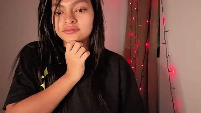 Candela    online show from 10/08/25, 07:21